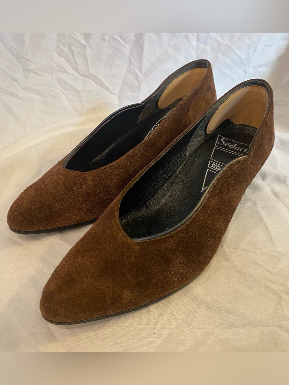 Vintage 70s SÉDUCTA Paris Brown Suede Low Vamp Pumps Heels Size 6 Made in France
